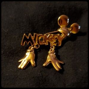 Disney Mickey Mouse goldtone pin w/dangly gloves